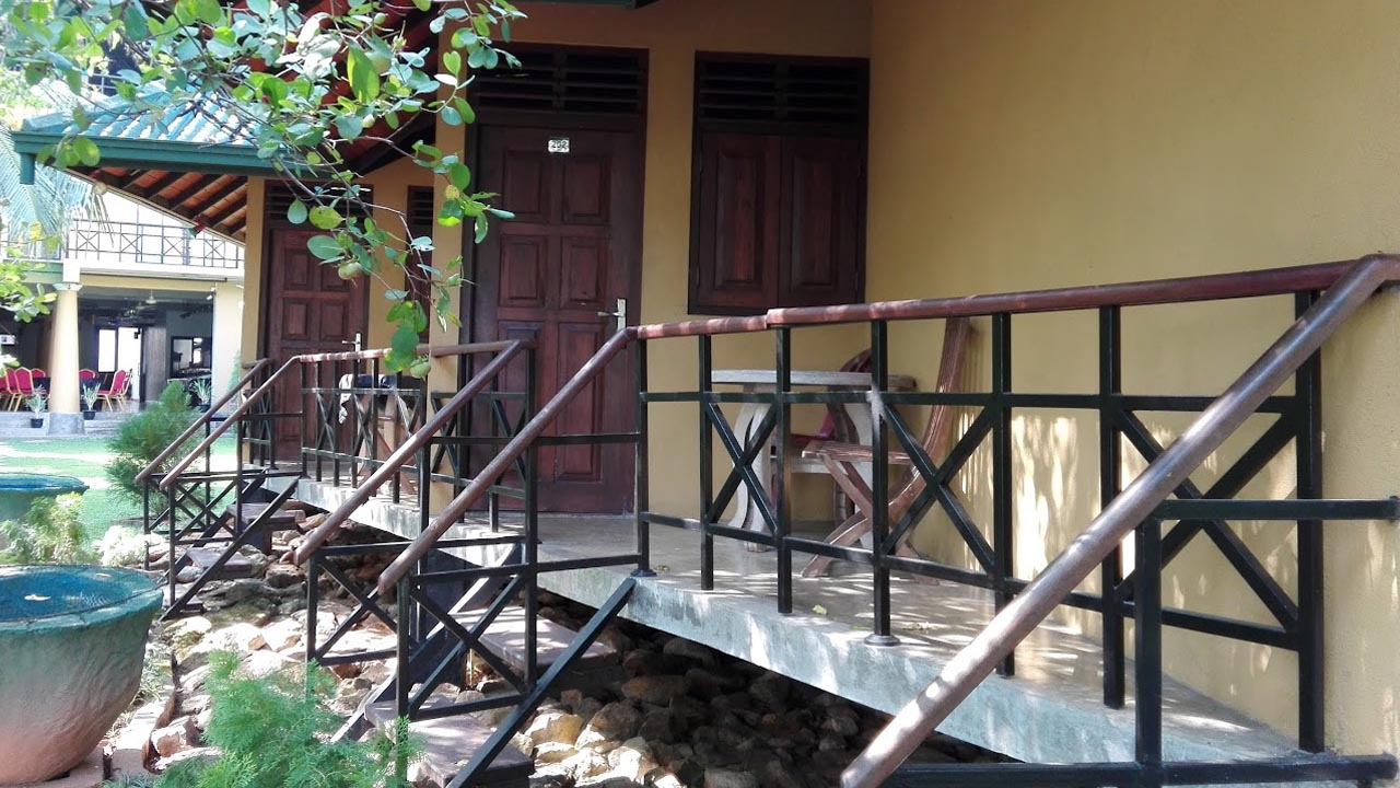 Hotel Lagoon Dining, Moratuwa