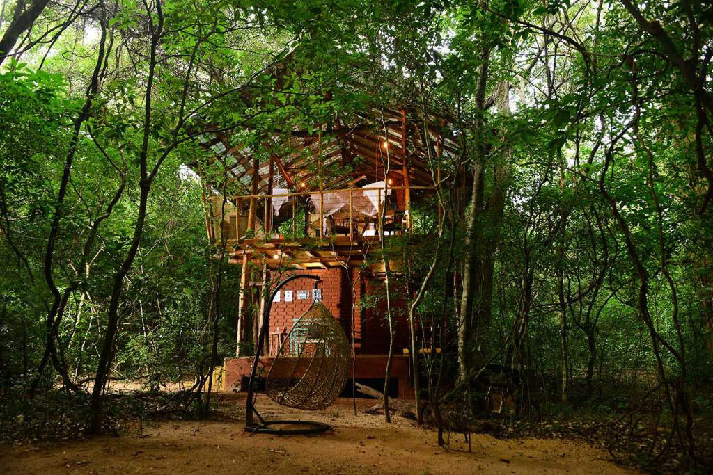 Back of Beyond: Jungle Hideaway, Pidurangala