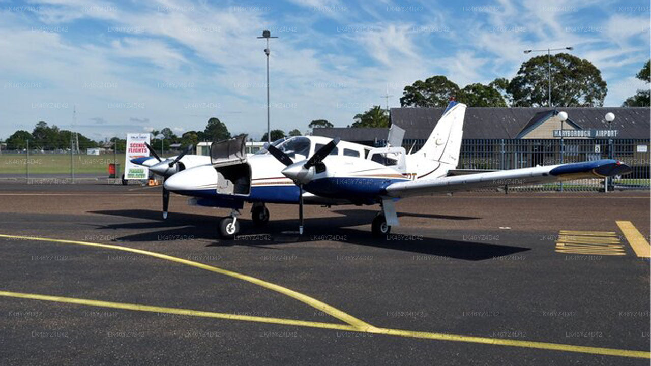 Traslado en avión entre el aeropuerto de Ratmalana (RML) y la Base de la Fuerza Aérea de Sigiriya GIU