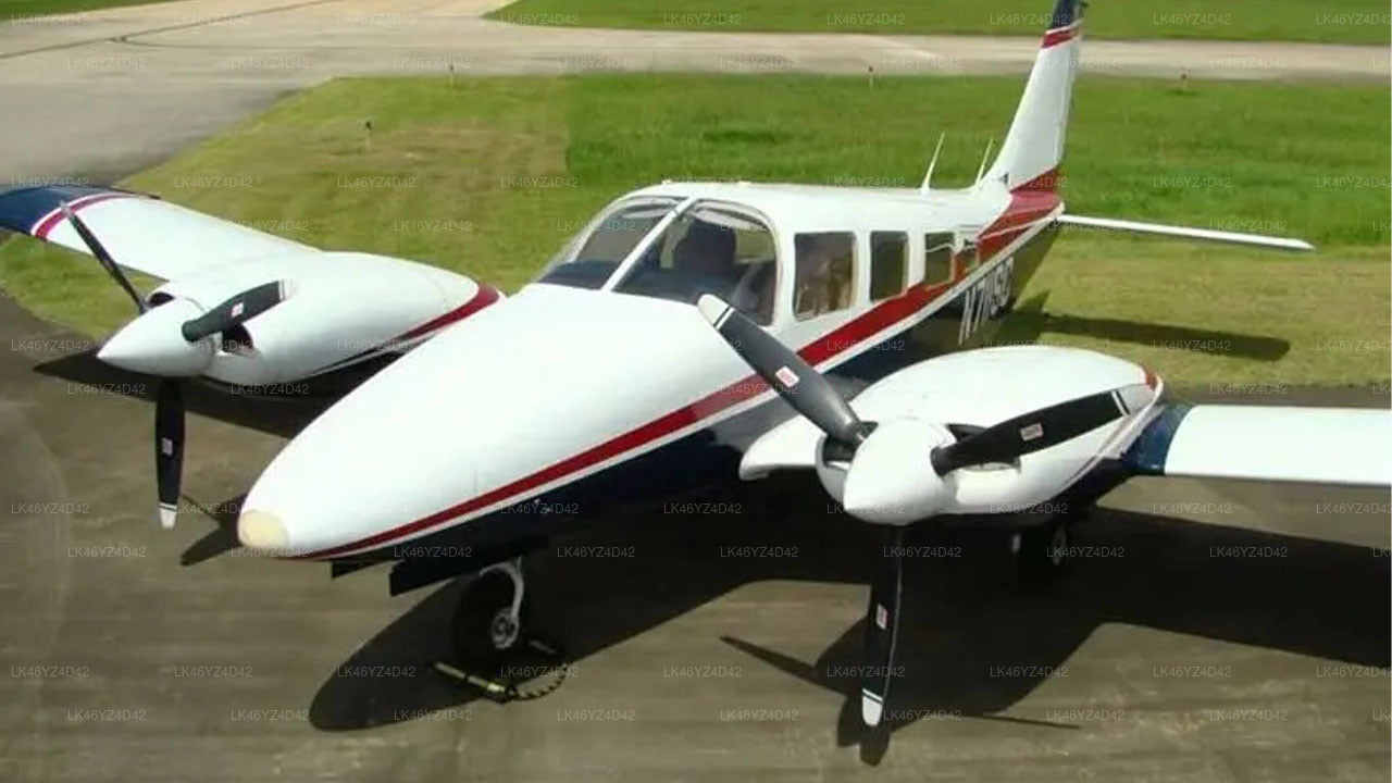 Traslado en avión entre el aeropuerto de Ratmalana (RML) y la Base de la Fuerza Aérea de Sigiriya GIU