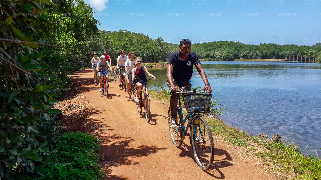 Divertido paseo en bicicleta en familia desde Galle