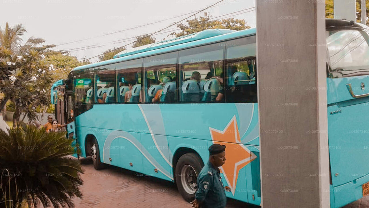 Transfer between Colombo Airport (CMB) and Randiya Hotel, Moratuwa