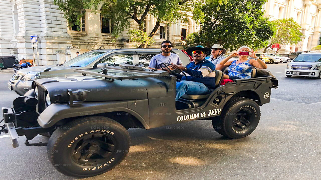 Colombo City Tour by Vietnam War Jeep