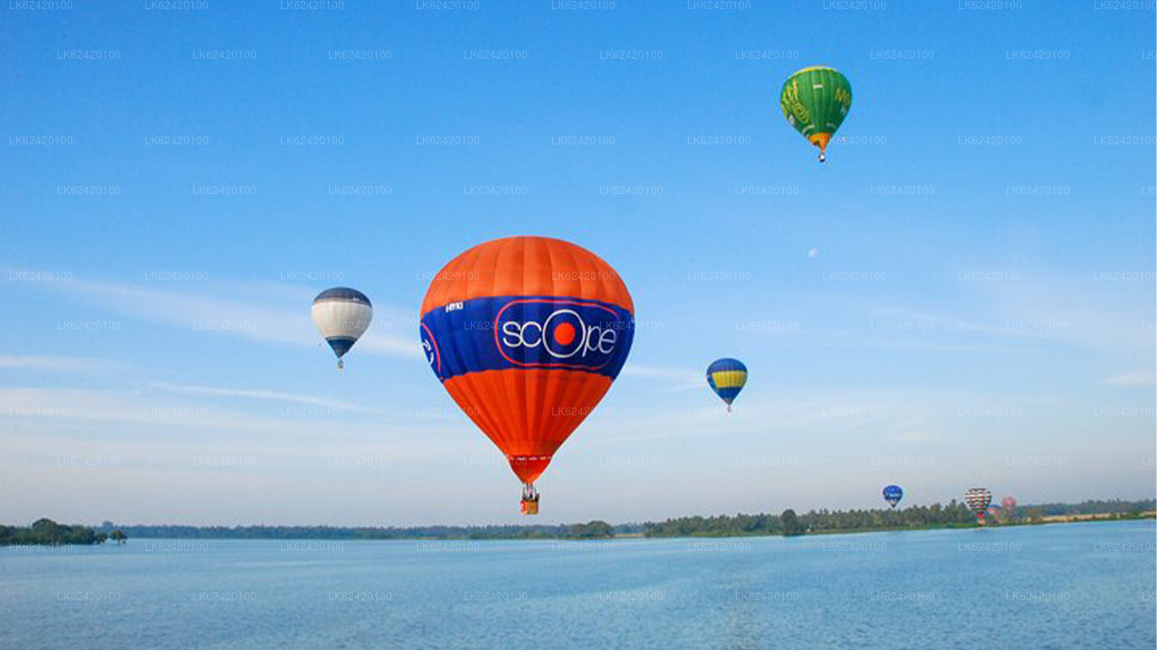 Excursión en globo aerostático desde Kandalama