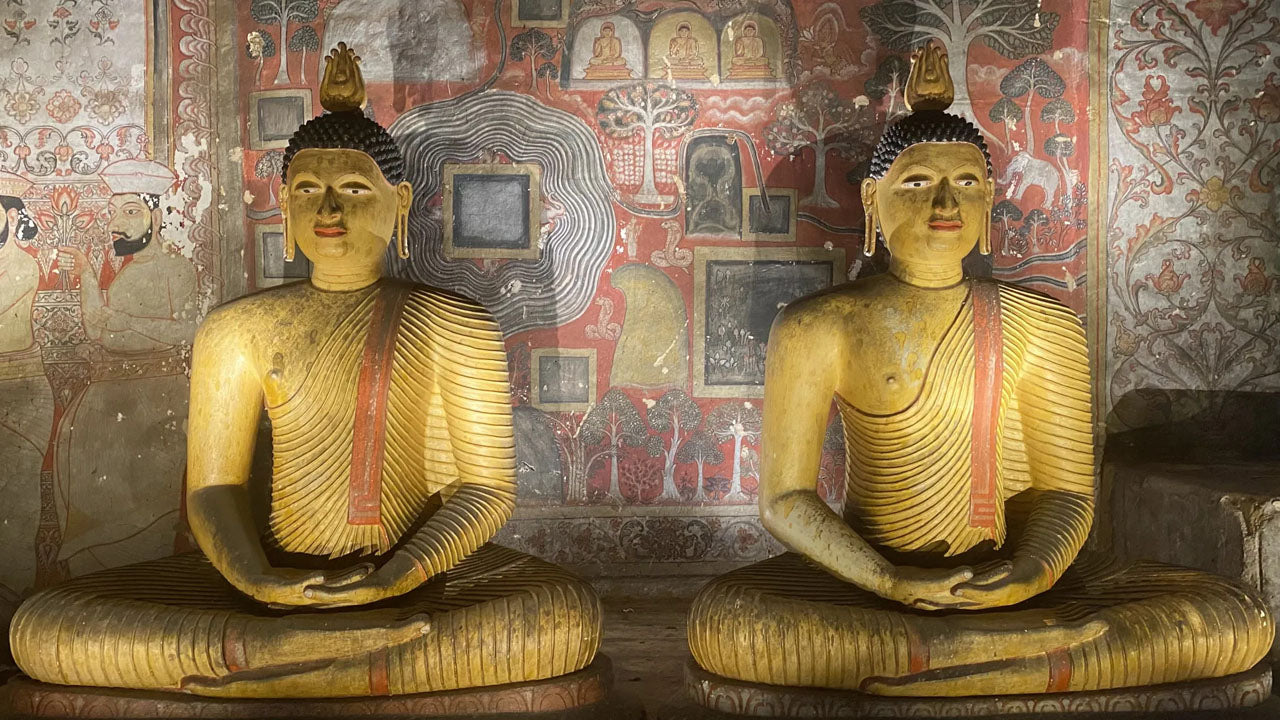 Entradas al templo de la cueva de Dambulla