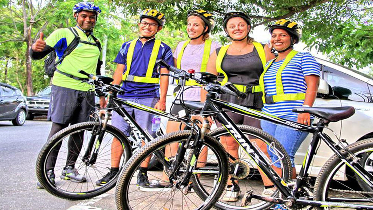 Ciclismo matutino desde Colombo