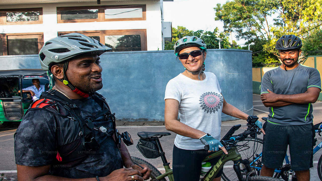 En bicicleta desde Mirissa