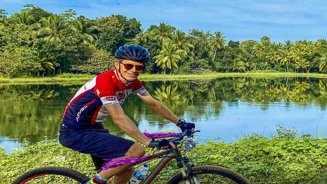 En bicicleta desde Mirissa