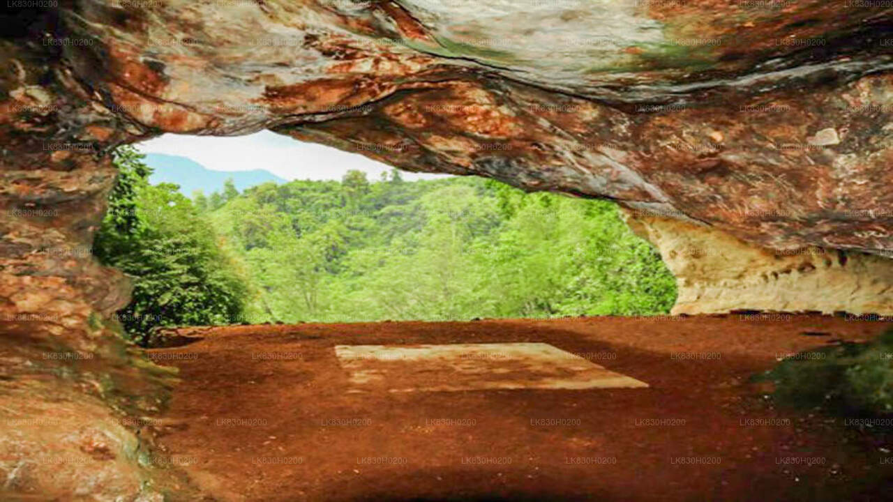 Explora la cueva de Belilena desde Colombo