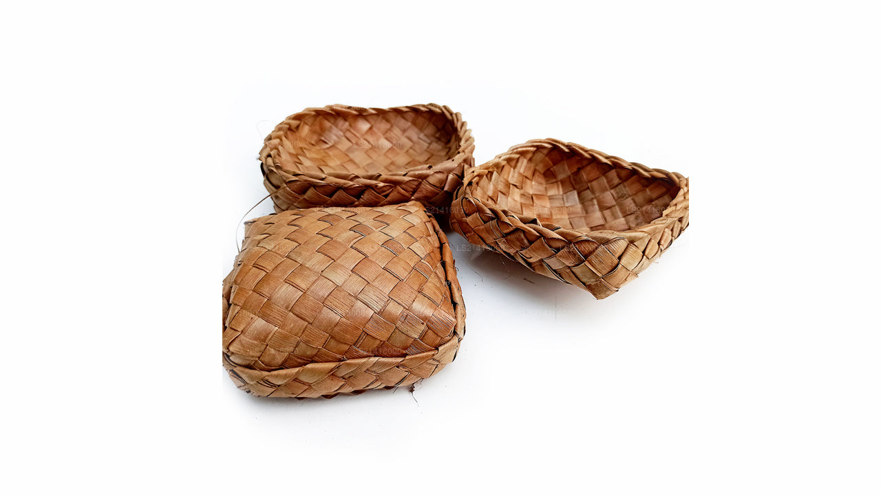 Hoja de coco Lakpura Watti (20 cm)
